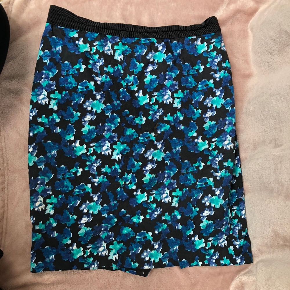 Ann Taylor Floral Pencil Skirt